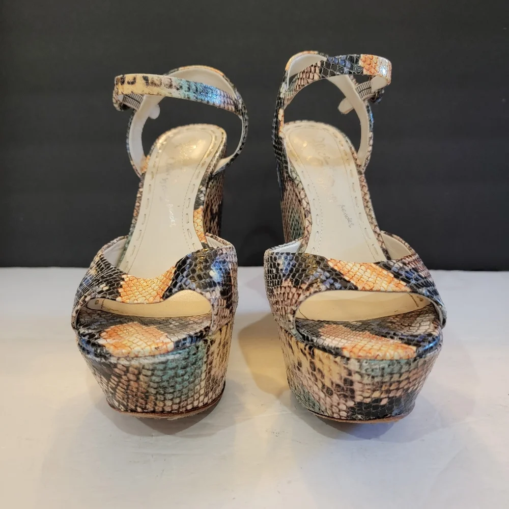 Alice and Olivia heel wedge snakeskin colorful Size 39.5 - Picture 2 of 8